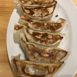 石の家 - 焼き餃子@550円