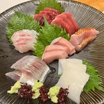 魚楽唐唐 - お造り盛り合わせ