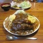 あしま園 - 特製オムカレー 大盛り(1100円＋100円)