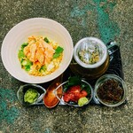 沖縄酒場 離〜Hanare〜 - 焼き鮭出汁茶漬け