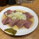 もつ焼 かど - ればトロ刺