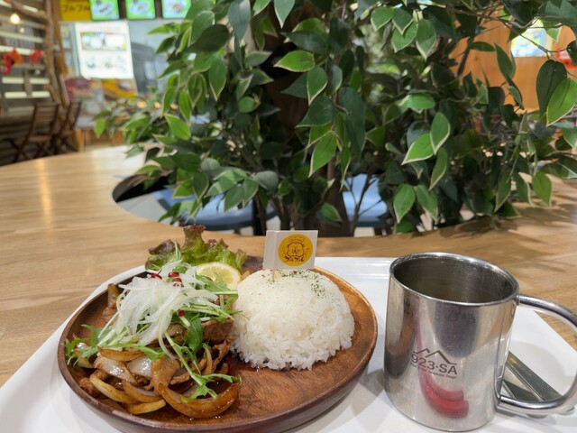 CAMP GRILL 923BASE（クニミベース） - 貝田（肉バル）の写真