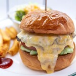 エスビーダイナー コウベ - 2025.6 プレミアムチーズバーガー（1,500円）