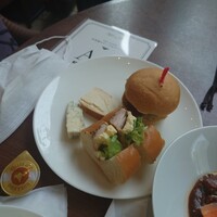 ビュッフェ＆カフェレストラン ナイト＆デイ - 