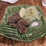 大漁酒場 - 鯨竜田揚げ(750円)