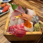 大漁酒場 - 刺身鱒盛り(2人前)(1880円)