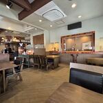 ステーキ・洋食のTANTO屋 - 店内の風景　2025.11