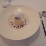 クッチーナ イタリアーナ ガッルーラ - ドルチェ　ヴィンサントのセミフレッド　栗のスープ仕立て