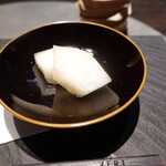 VERT - 梨の糠漬け