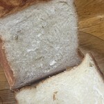 モンシェール 東陽町工場 - 型崩れ(¥800)