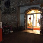 どんぐり - 外側入口