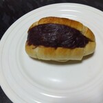 どんぐり - あんこ塩パン