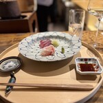 温石 - お皿を網に見立てたそうです。お塩かお醤油でいただきました。