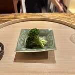 温石 - 炭火焼きのブロッコリー