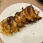 志成園 - 餃子6個330円。これだけが、普通だった。