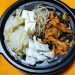 いとはん - 料理写真:あごだし和風キムチ鍋 918円