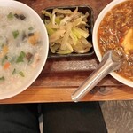 老酒舗 - ピータン粥、ザーサイ、豆腐脳