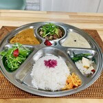 ミカレー!!! - ランチプレート３種　１５００円