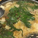 博多もつ鍋 いちたか - もつ煮が煮込まれました