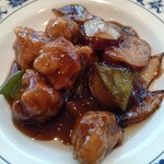 328170357 - 豚肉とサツマイモの黒酢炒め