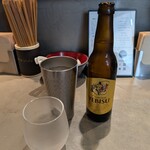 Ramen Break Beats - エビスビールを置いてるラーメン店は珍しい。グラス冷えでます。