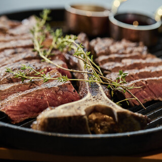 アルゼンチンビーフTボーンステーキを部位ごとにご用意