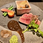 神戸牛 吉祥吉 - 神戸牛厳選赤身（70g） 溶岩石焼き