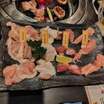 鶏焼いて蕎麦で〆る 個室居酒屋 鳥や - 