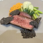 館山美食倶楽部 - 里見伏姫牛シンシンステーキ 雲南産黒トリュフ 中国野菜（マコモダケ、中国セロリ、ミニ青梗菜）塩炒め