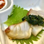 館山美食倶楽部 - スジアラの湯引き 葱醤油ソース