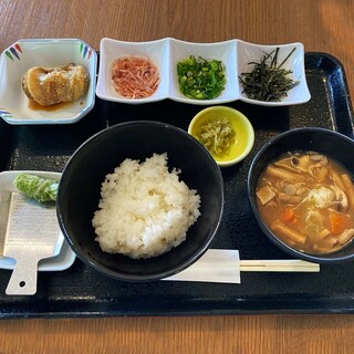 湧水飯釜 大王庵_1