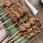 べに屋 - とん焼2本280円