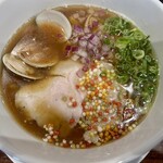 らぁ麺 はつ穂 - 蛤とアゴだし醤油ラーメン