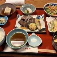 横浜 瀬里奈 浪漫茶屋 - ランチ・浪漫膳（2,640円）