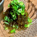 炭火焼肉 たくみ - もずく酢