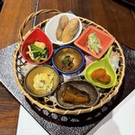 柳家錦 - 前菜(蜂の子など)