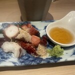 魚がし うお助 - こんなの初めて〜d(^_^o)