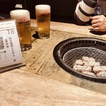 炭火焼肉じゃけぇ 阪急伊丹店 - 