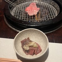 牛牛 西麻布 総本店 - 