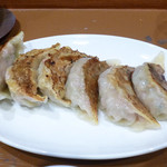 紅龍 - 料理写真:肉餃子