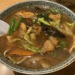 ラーメン山村 - 期間限定のオリーブ牛すじあんかけラーメンです☆　2025-1107訪問