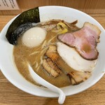 すずめ食堂 - 濃口中華そば 味玉 1,070円