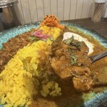 スパイシーカリーハウス半月 - 