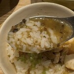 なにわ麺次郎 雅 - トリュフバター御飯にスープをかけて