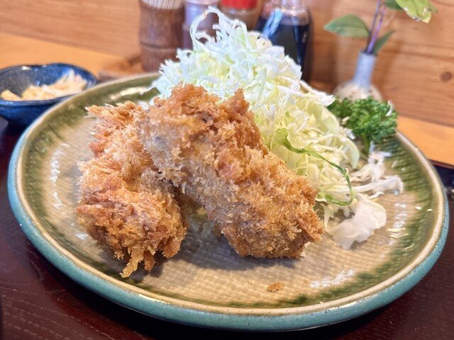 とんかつ しお田>