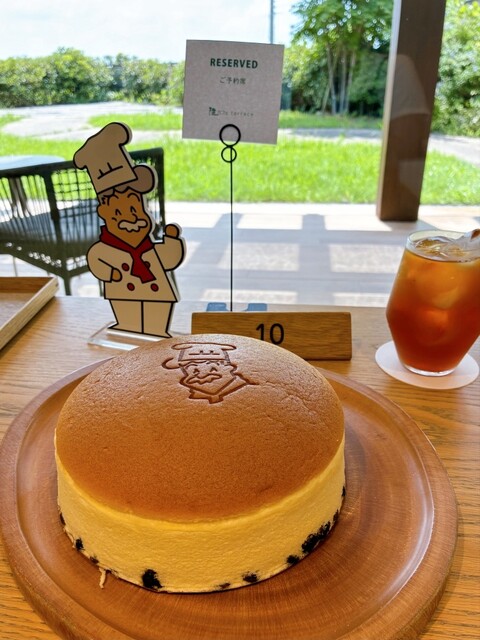 りくろーおじさんの店 彩都の森店 - 彩都西/ケーキ | 食べログ