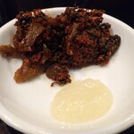 博多長浜らーめん 六角堂 - 無料の薬味から辛子高菜とニンニク