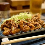 寿し辰 - お母さんが揚げてくれるゲソの唐揚げ♡
      衣がカリカリでめちゃくちゃウマい最高のビールのアテ♪
      これだけでジョッキ2杯飲んじゃった！”(*>∀<)o(酒)"