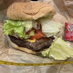 BURGER KING - ◉ 1番人気らしいワッパーのセット‼️
                  ポテト、ドリンク付き
            　　　＄16 （2,512円）｡ﾟ(ﾟ´Д｀ﾟ)ﾟ｡