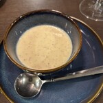 部位ごとに調理法を変える豚肉専門店 グロワグロワ - 